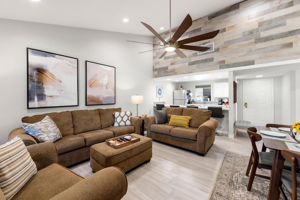 Luxurious Fairway Country Club Holiday home *