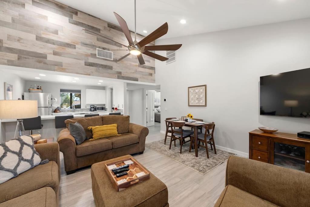 Luxurious Fairway Country Club Holiday home
