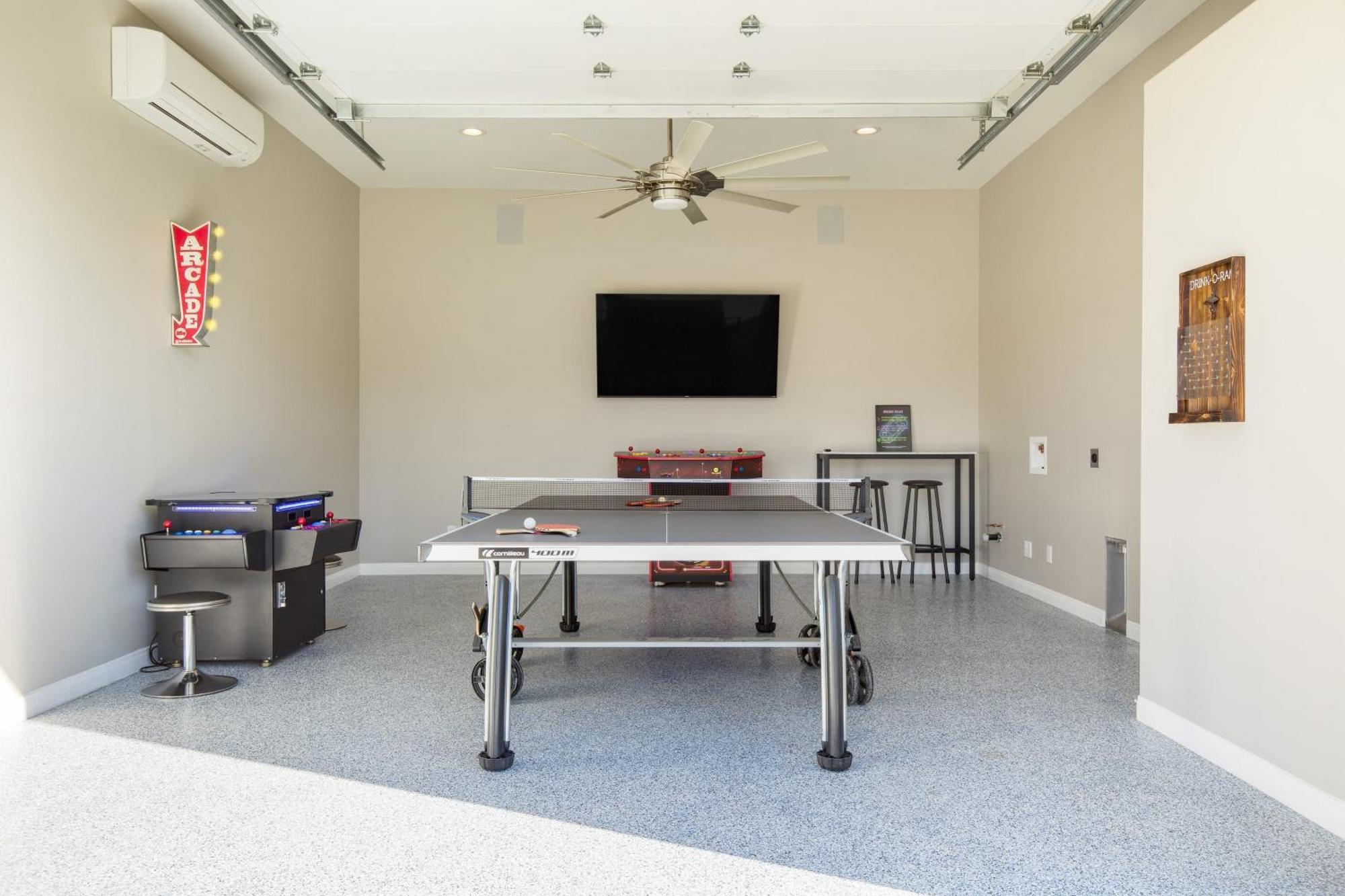 Pool Sports Court Game Garage Fire Pit Casita Olivano Ranch By Avantstay