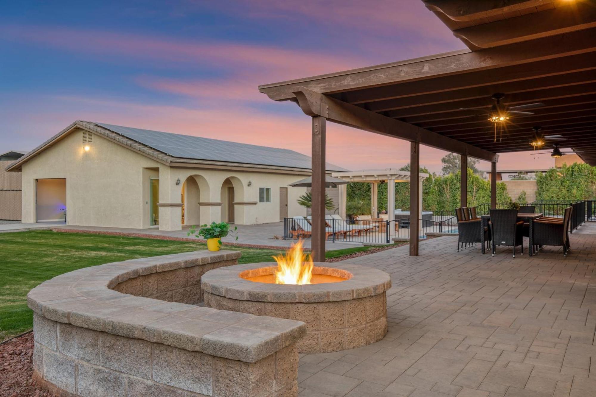 Pool Sports Court Game Garage Fire Pit Casita Olivano Ranch By Avantstay Palm Desert