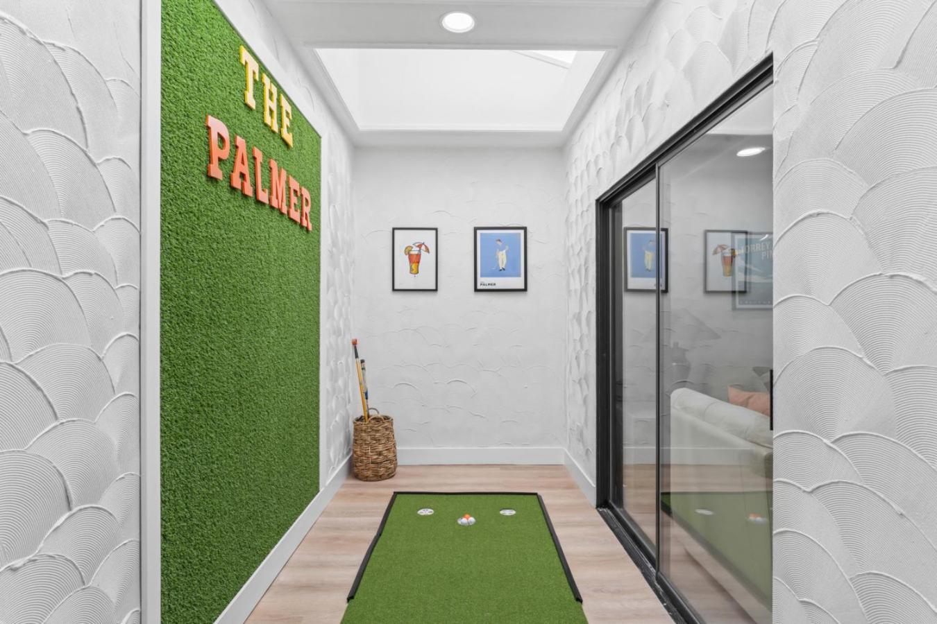 The Palmer Monterey Country Club Hole 6 Amenities Holiday home *