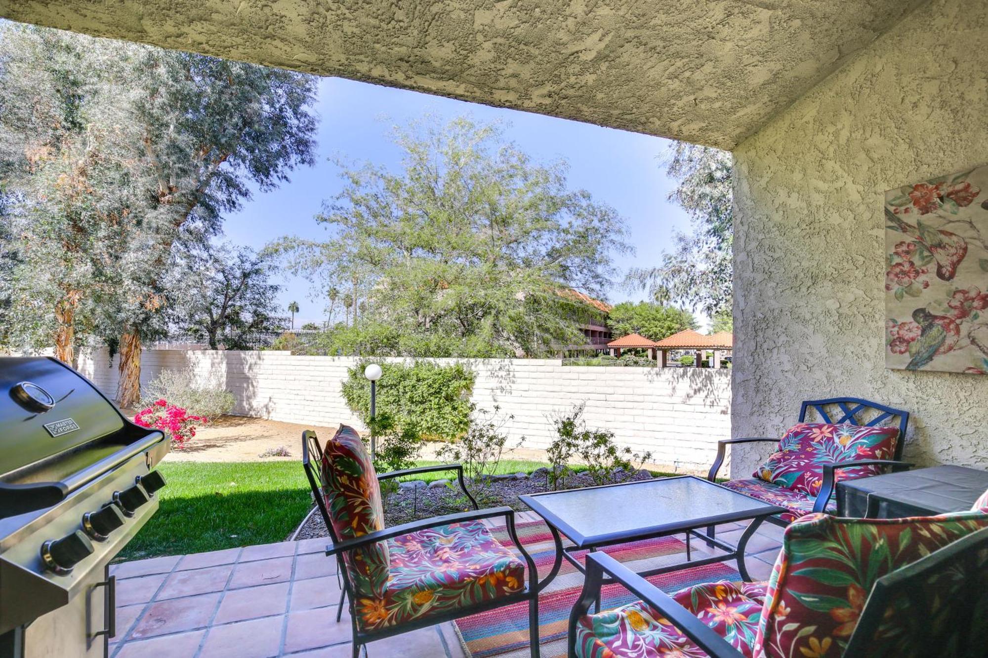 4 Mi To Indian Wells Bright Townhome! Palm Desert
