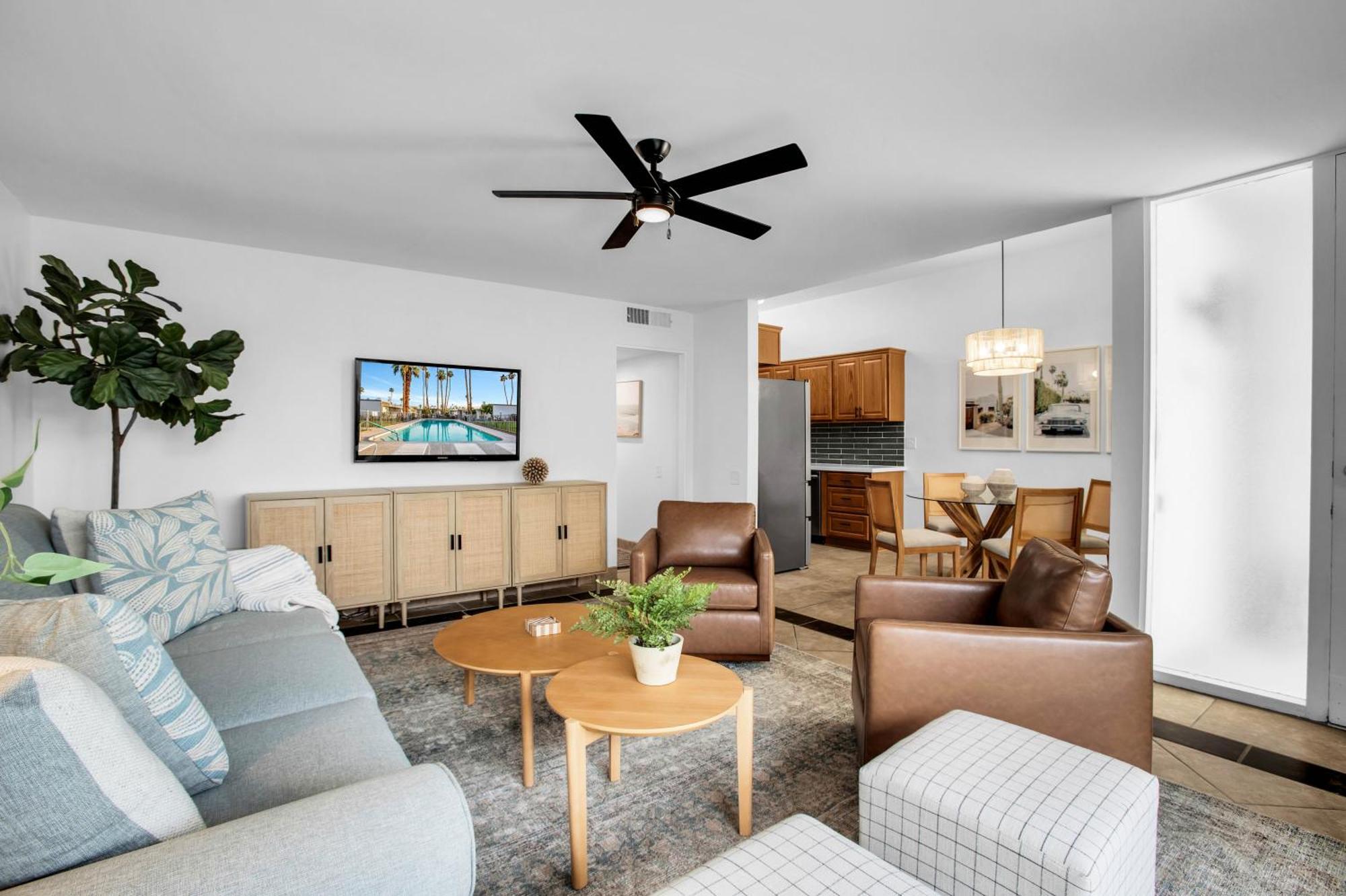 Palm Desert Condo Apartment
