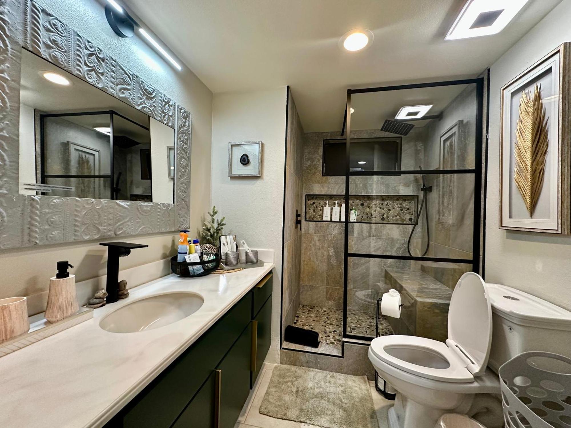 Spacious 1 Bedroom 1 Ba Family Villa Palm Desert