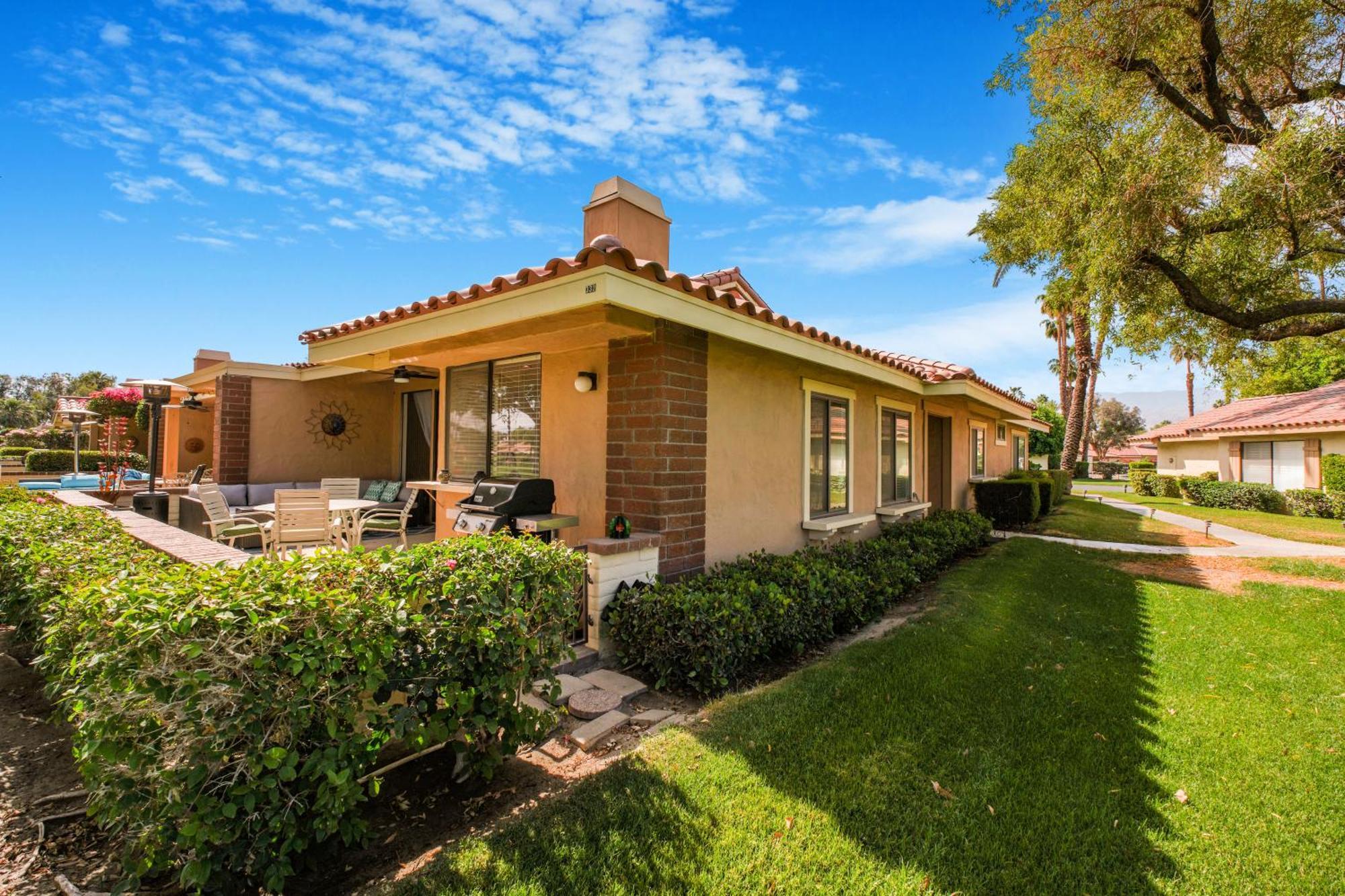 Casa Villena At Monterey Cc *