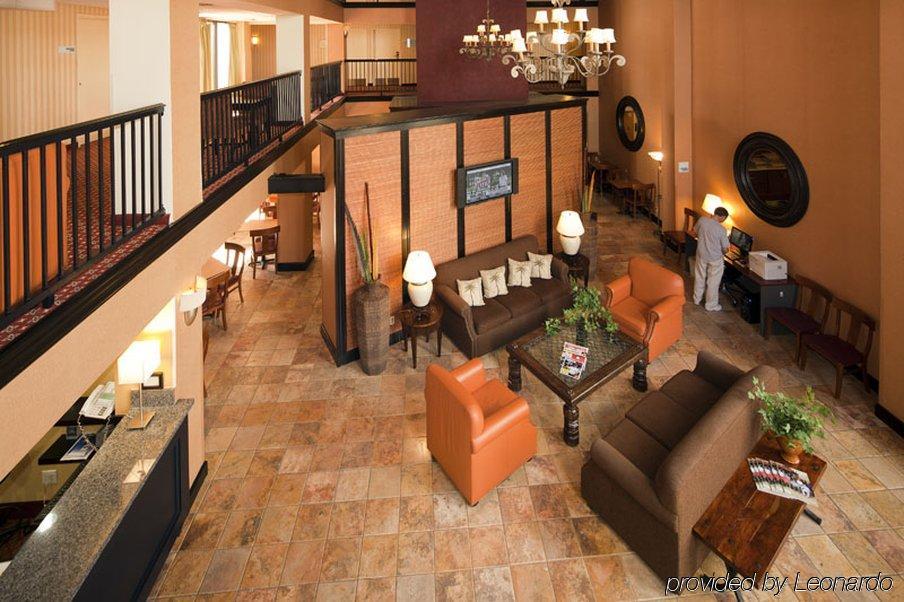 Resort Express By Ihg Palm Desert