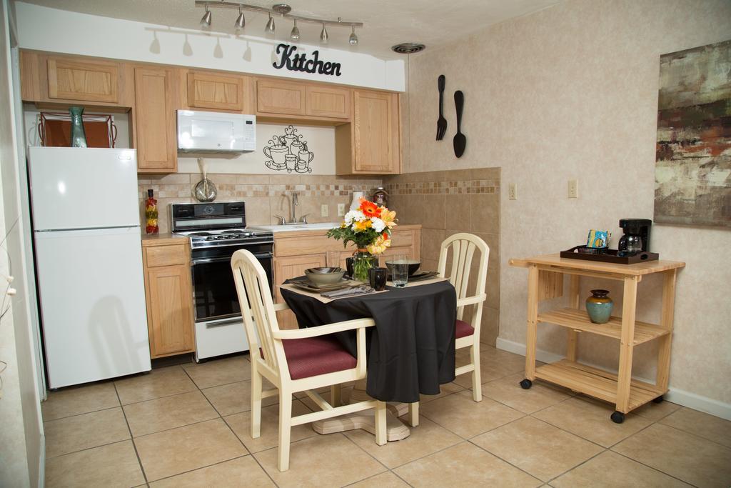 Hotel The At Deep Canyon Palm Desert