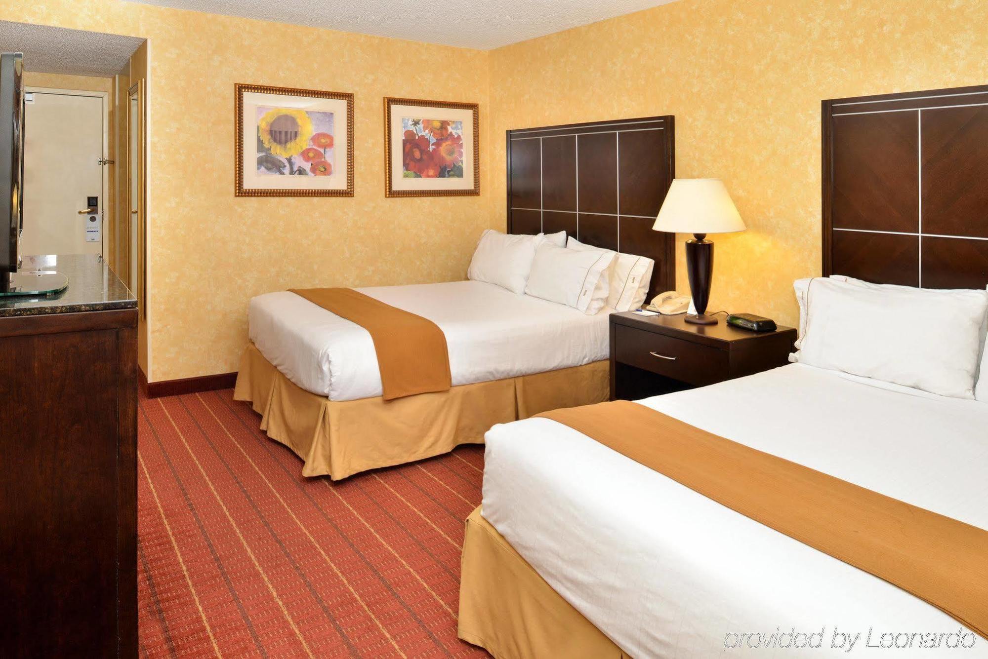 Resort Express By Ihg Palm Desert