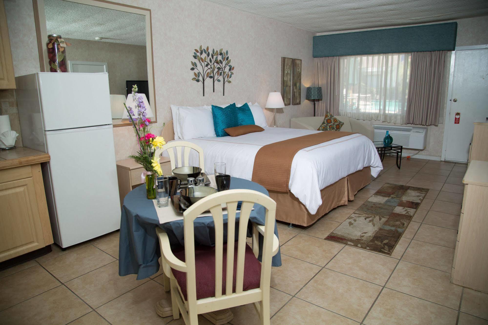 The At Deep Canyon 3* Palm Desert