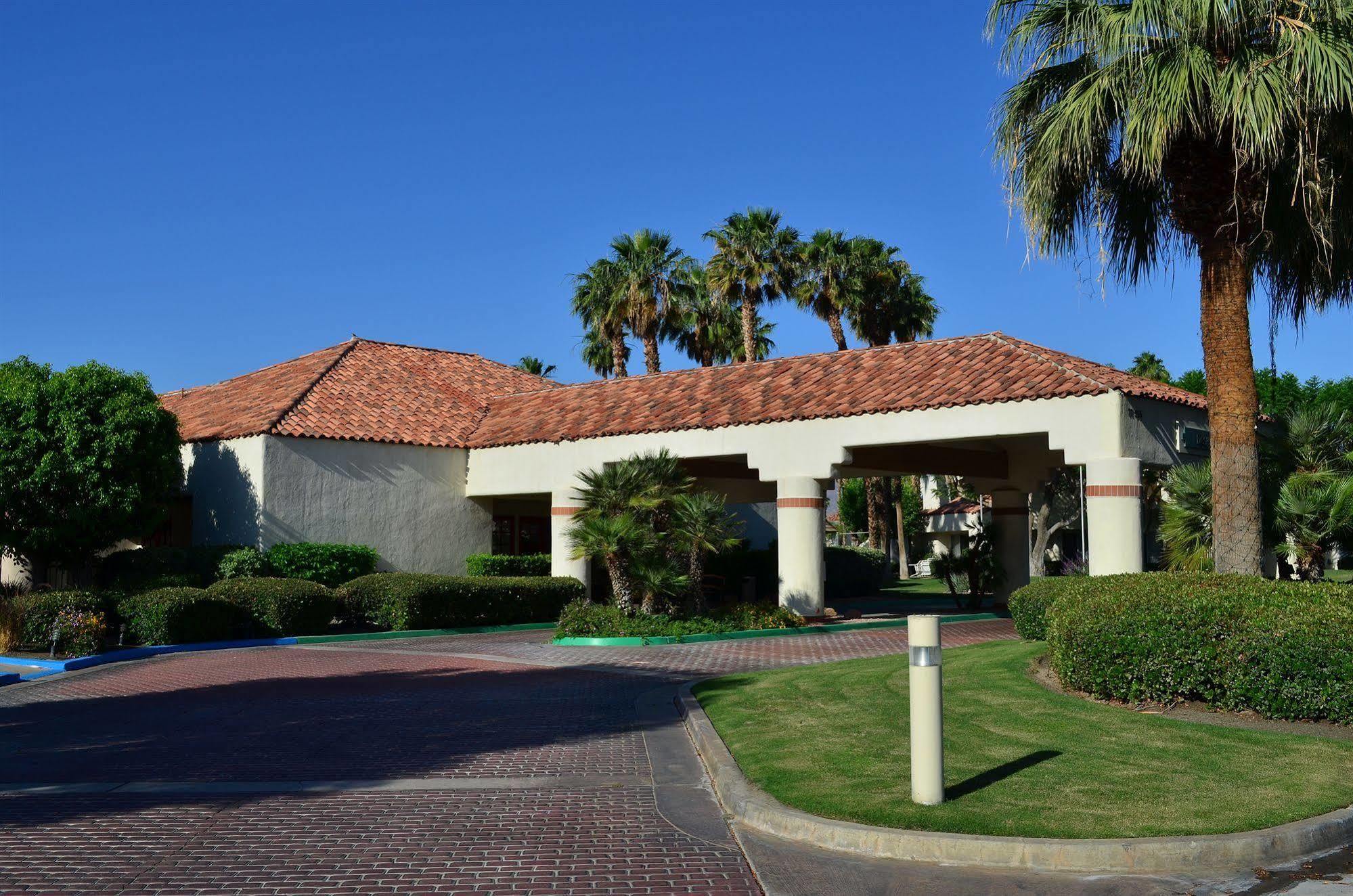 Resort Desert Breezes 3*