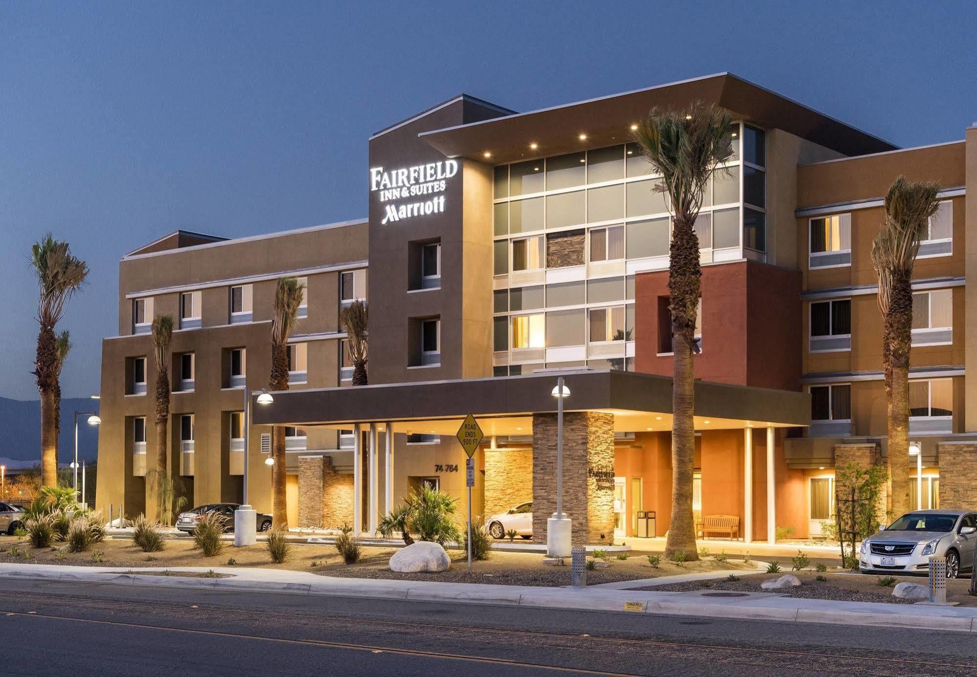 Hotel Fairfield By Marriott & Coachella Valley 3*