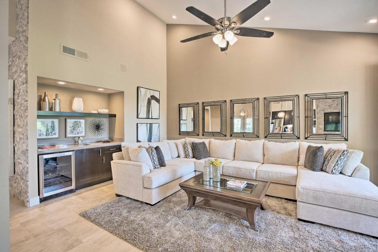 Luxury Remodeled Condo! *