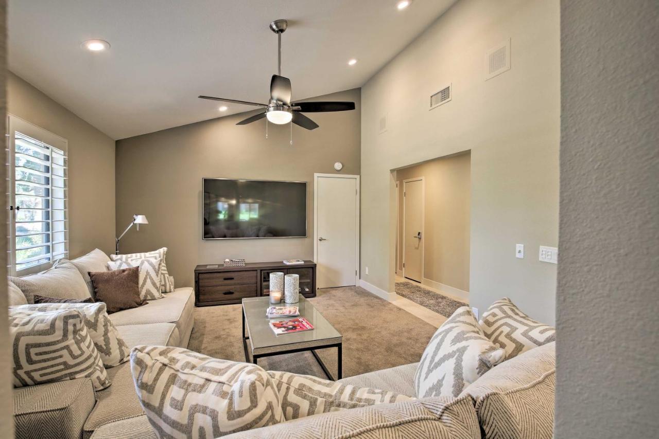 Luxury Remodeled Condo! Apartment