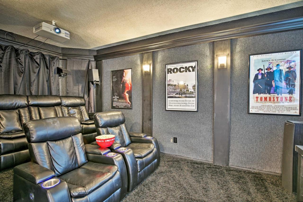 Holiday home Poolandspa, Theater And Views Home! Palm Desert