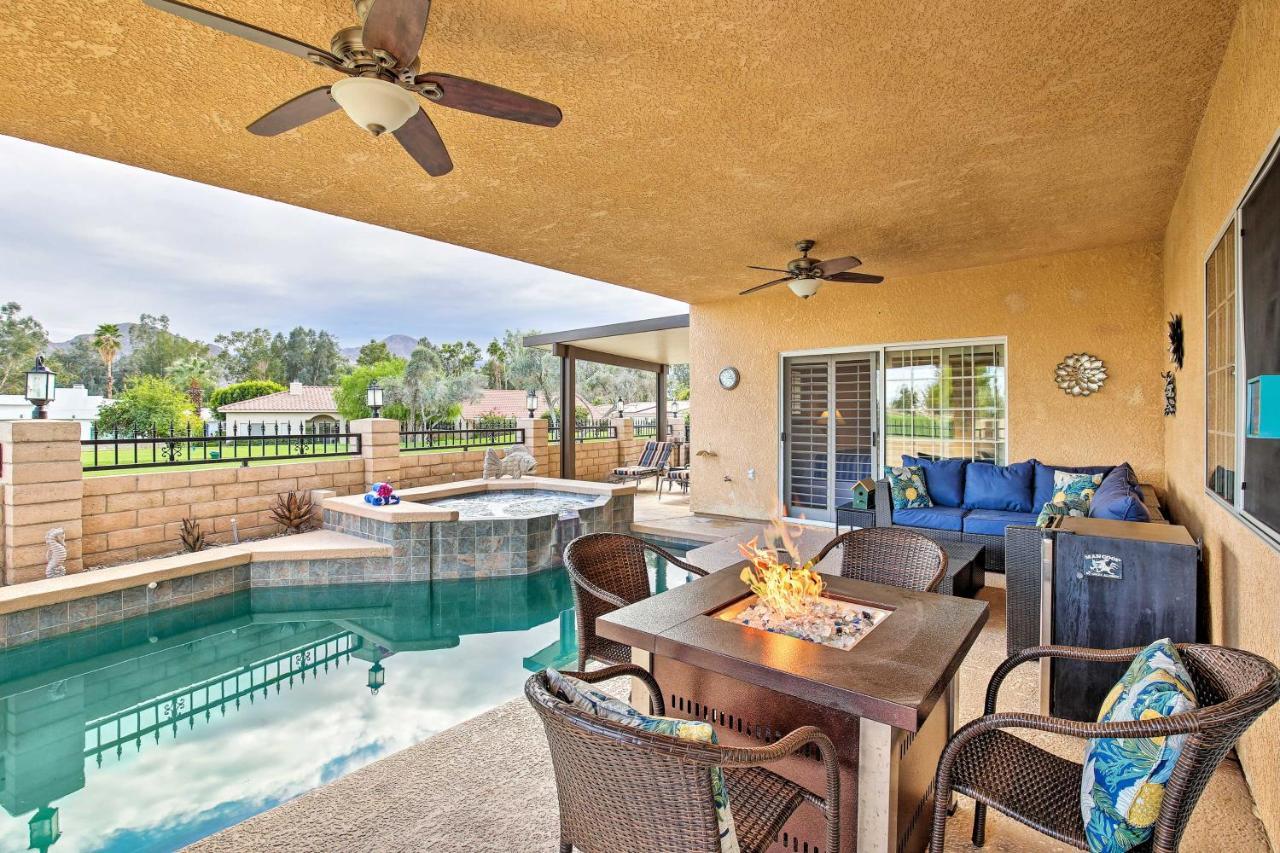 Holiday home Poolandspa, Theater And Views Home!