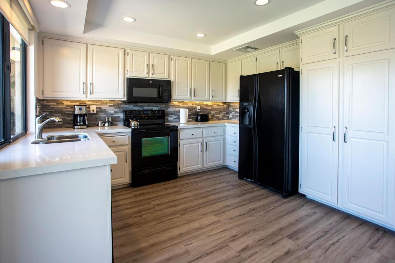 Apartment Monterey Cc Oasis