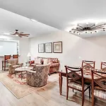 Palm Desert Resort Condo Near Golfing
