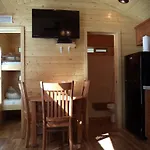 Palm Springs Camping Resort Cabin 3