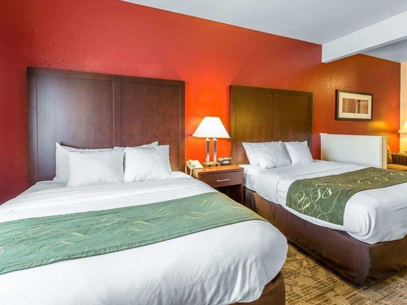 Hotel Comfort I-10