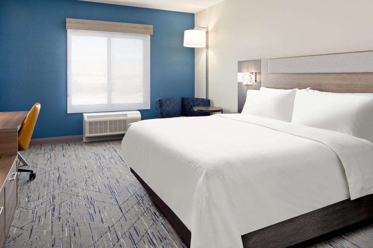 Express & - Millennium By Ihg 3*