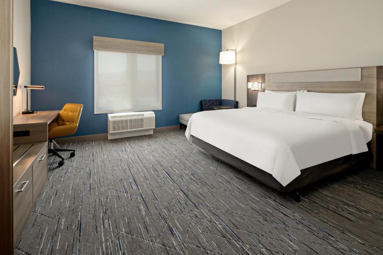 Express & - Millennium By Ihg Hotel Palm Desert
