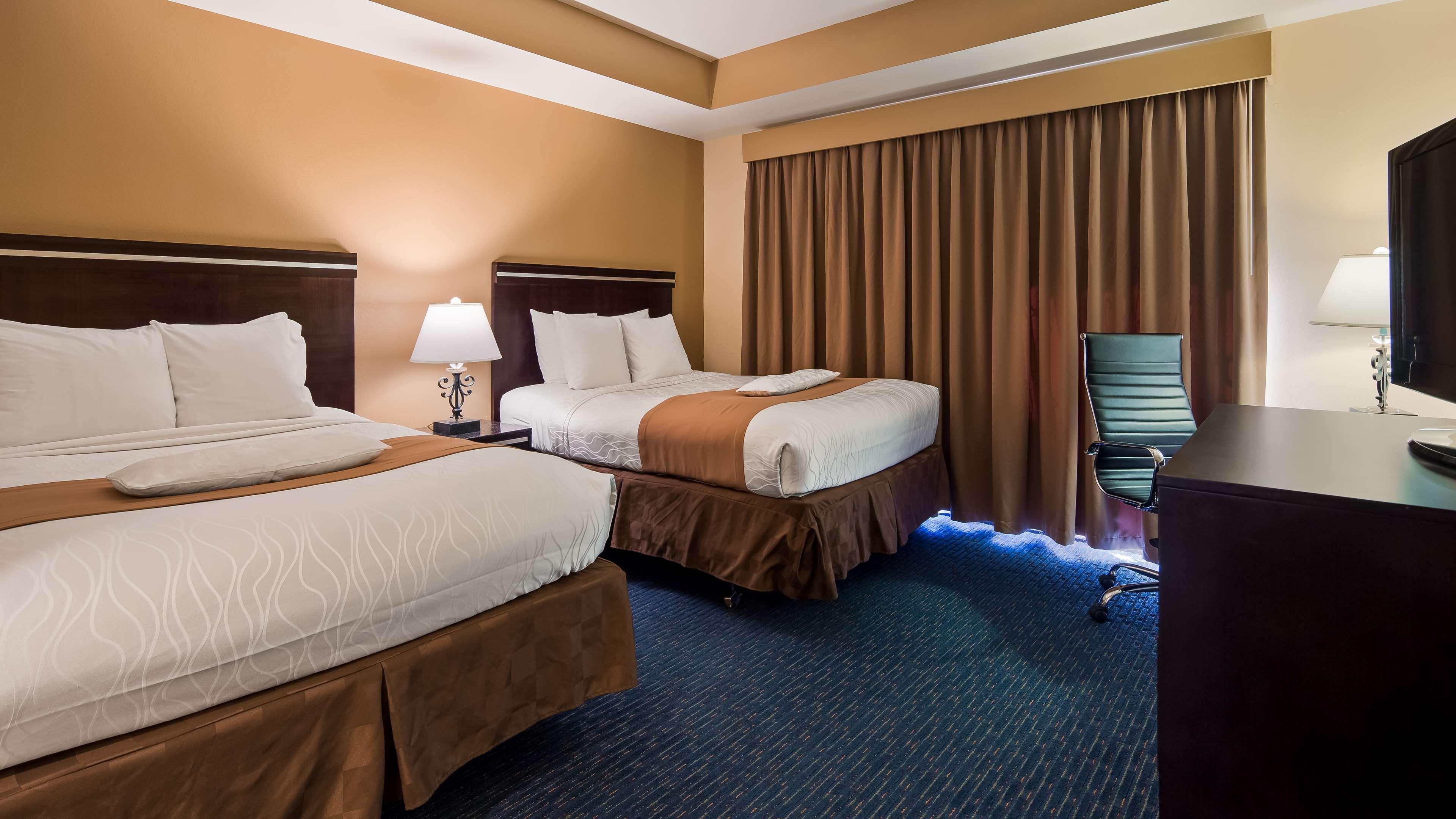 Western Hotel Palm Desert