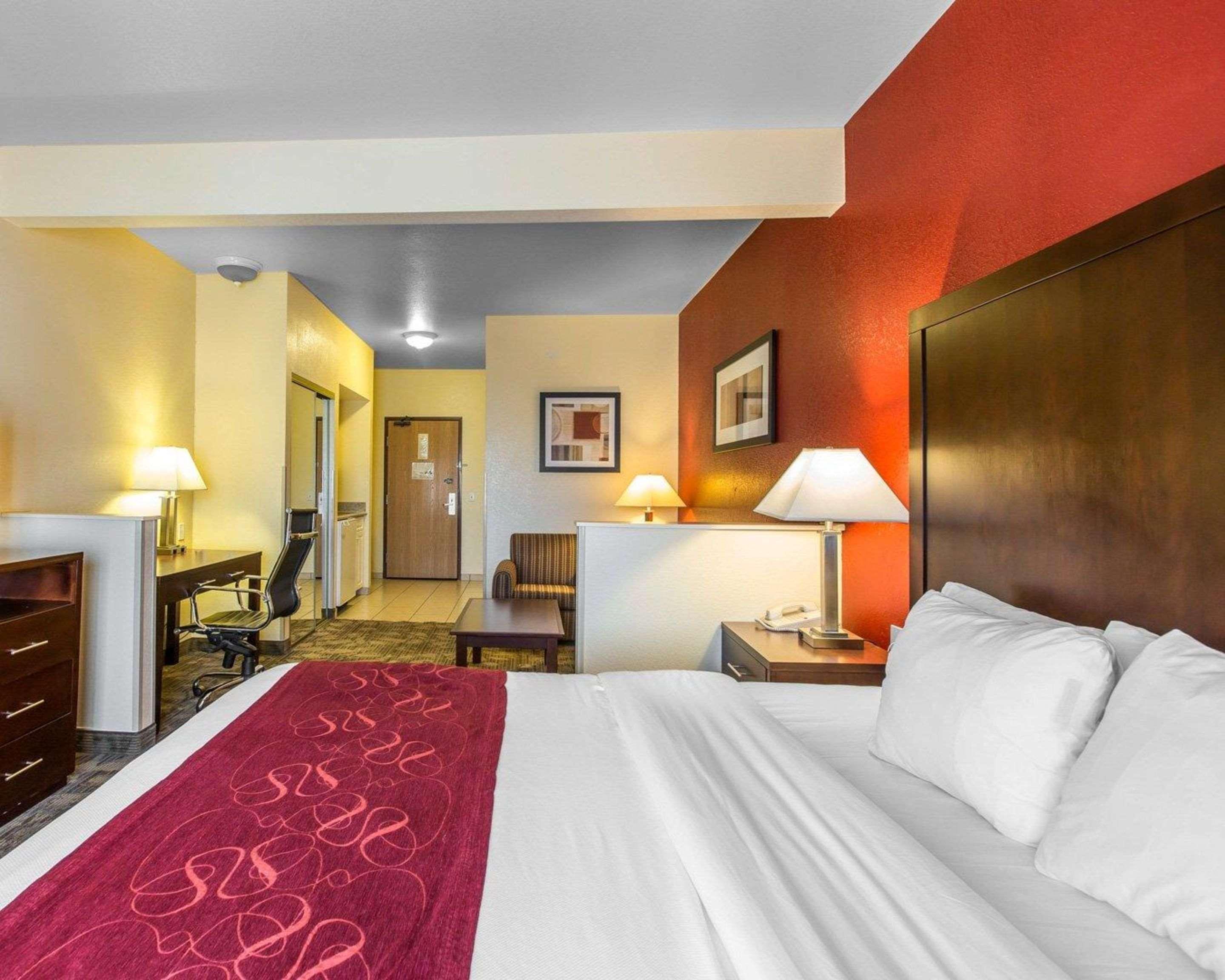 Hotel Comfort I-10