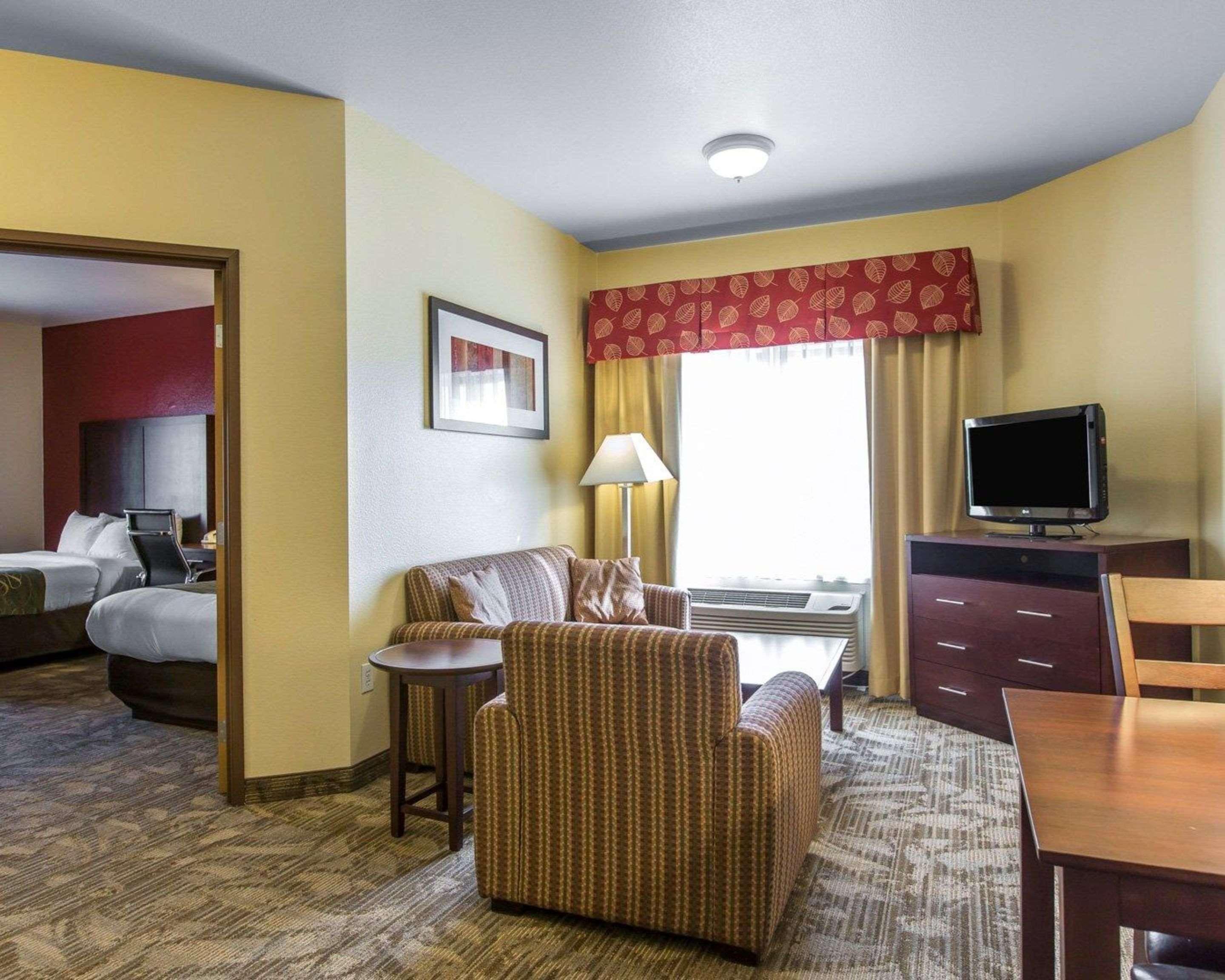 Comfort I-10 Hotel 3*