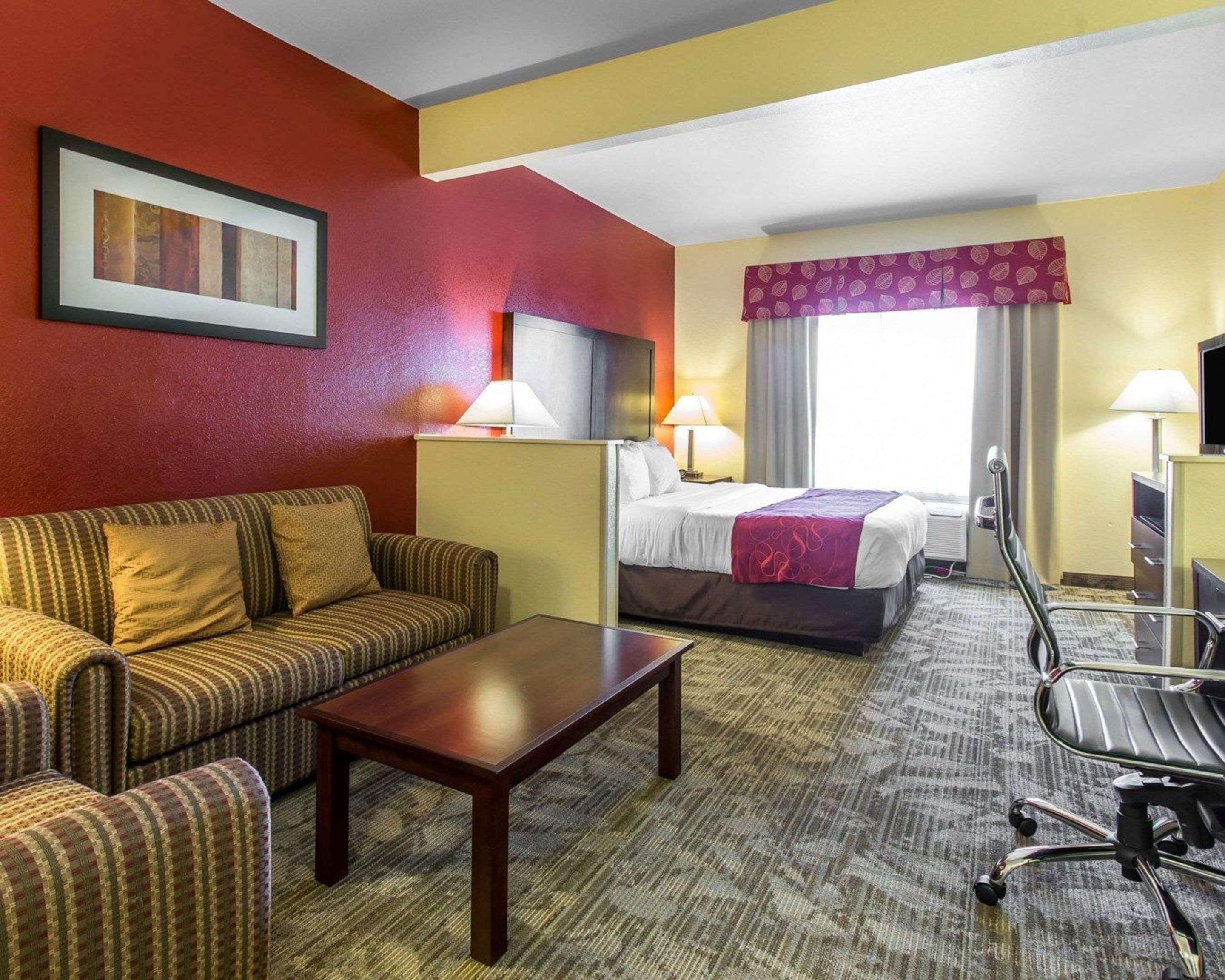 Comfort I-10 Hotel