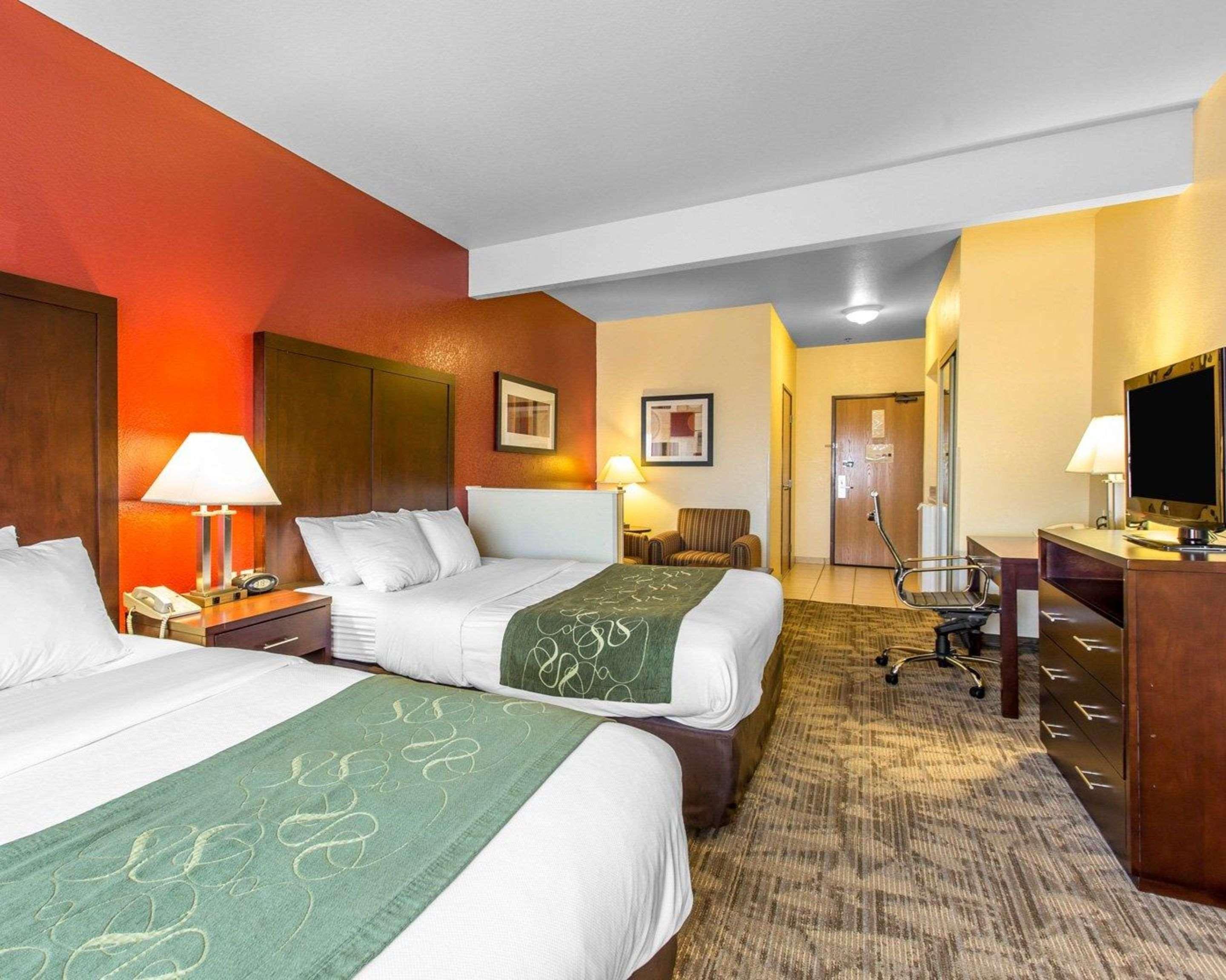Comfort I-10 Hotel 3*