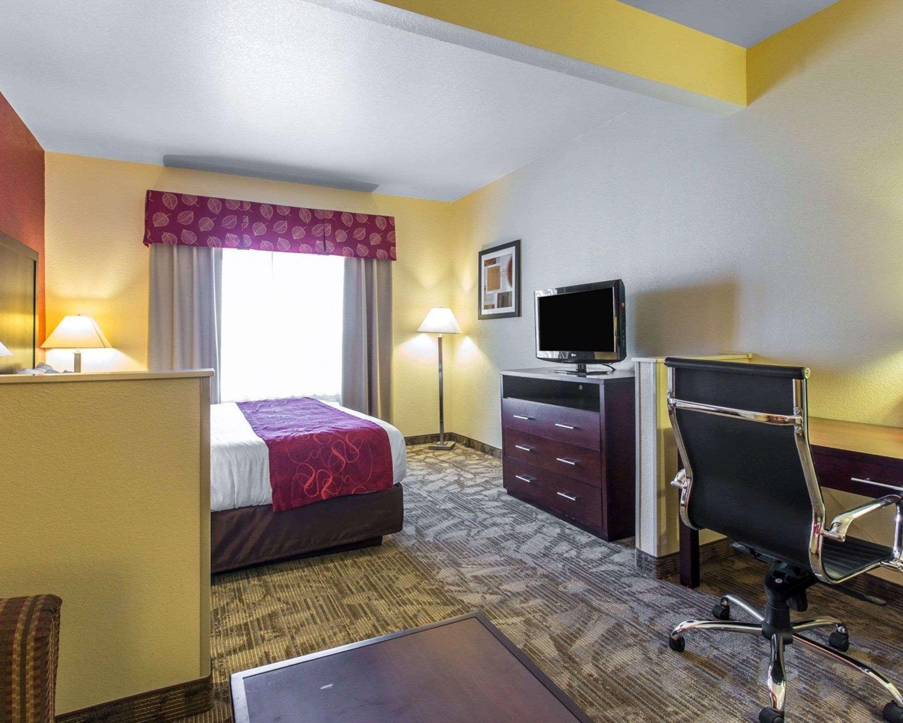 Comfort I-10 Hotel 3*