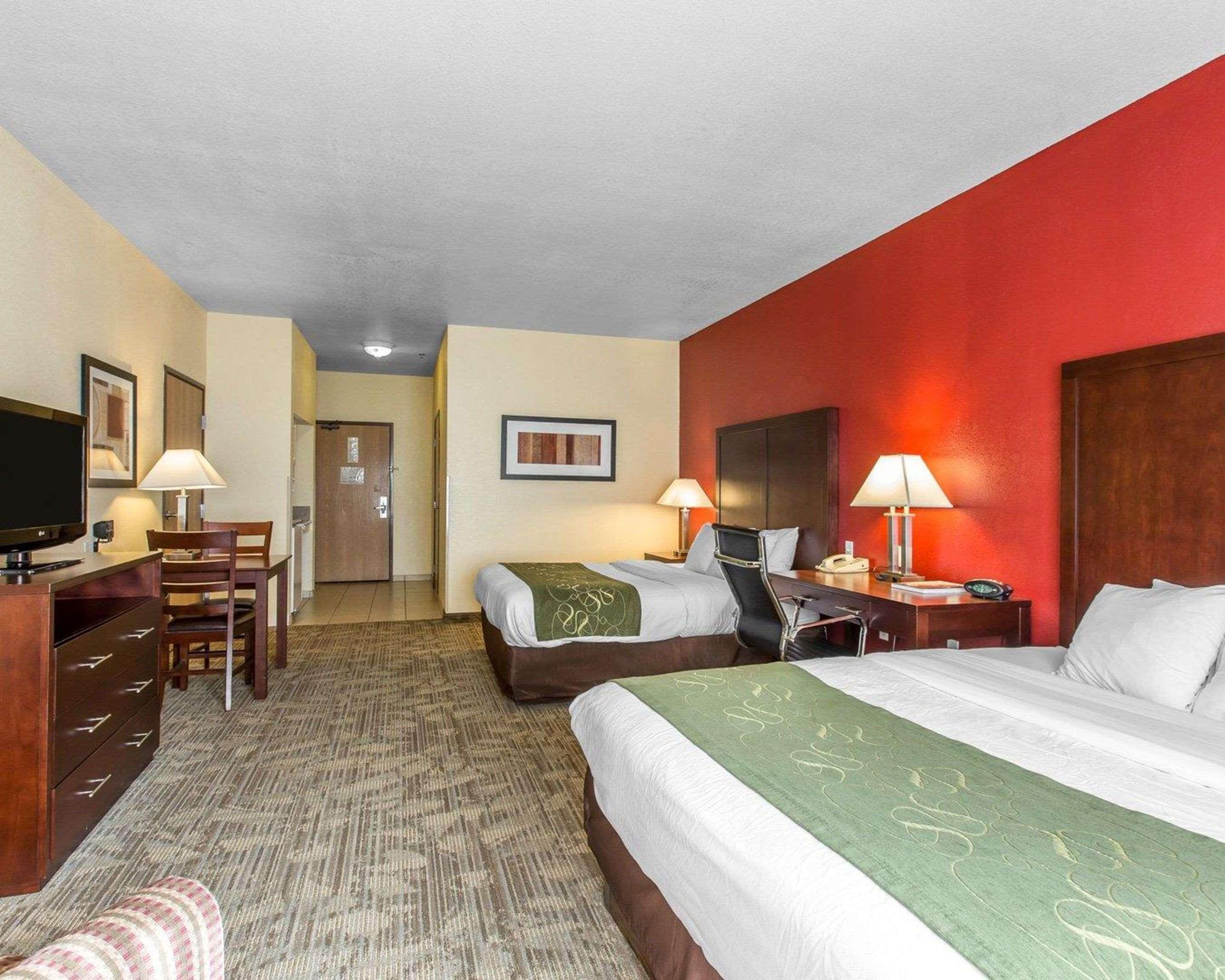 Comfort I-10 Hotel 3*