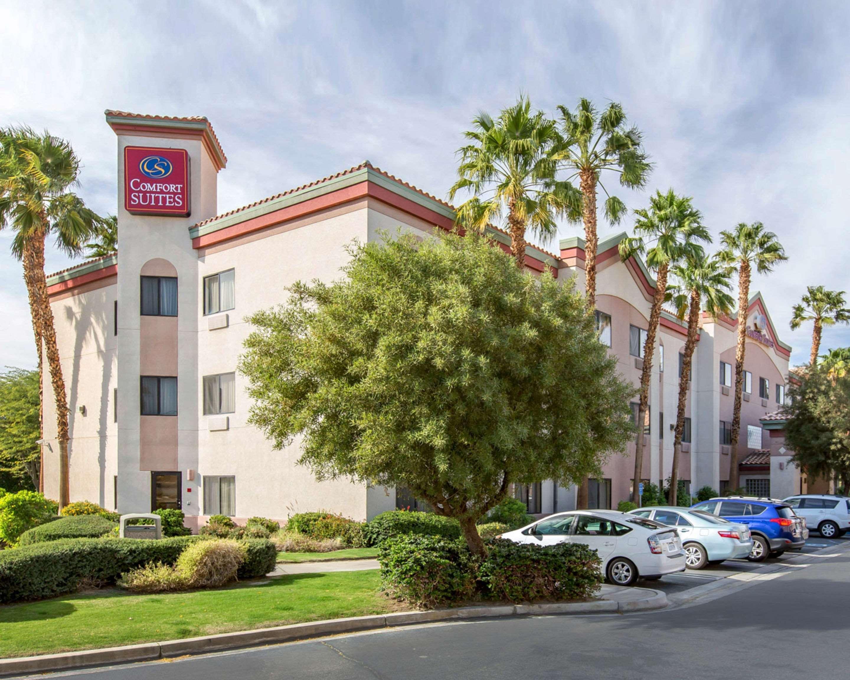 Comfort I-10 Hotel 3*