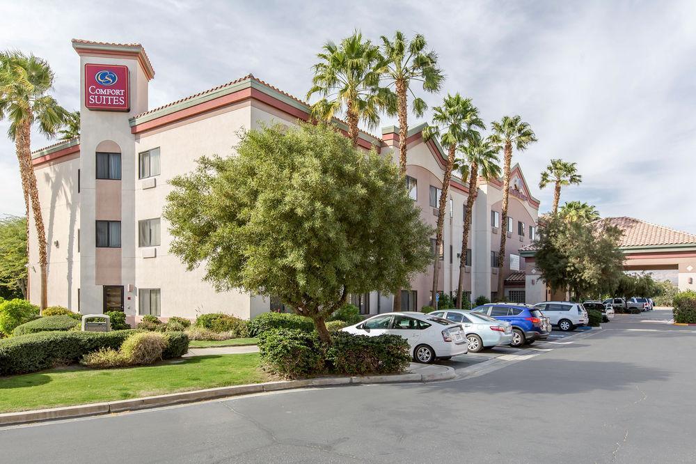 Comfort I-10 Hotel 3*