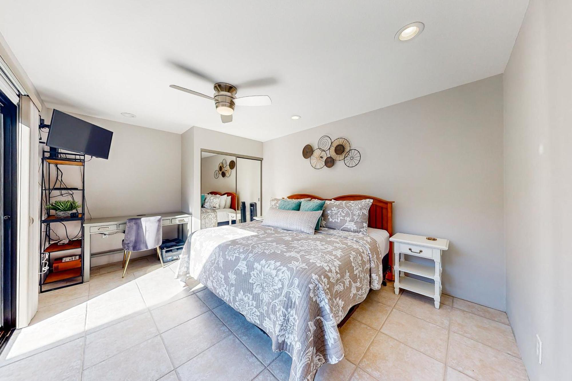 Desert Days At Monterey Apartment Palm Desert