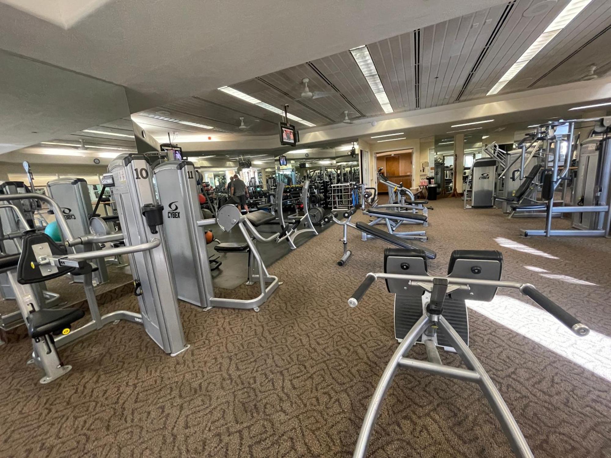 Holiday home Palm Valley Country Club, Pickleball, Tennis, Gym, Clubhouse, Swimming Pools, Lux, Spac 2 Bdrms Den 2 Ba Palm Desert