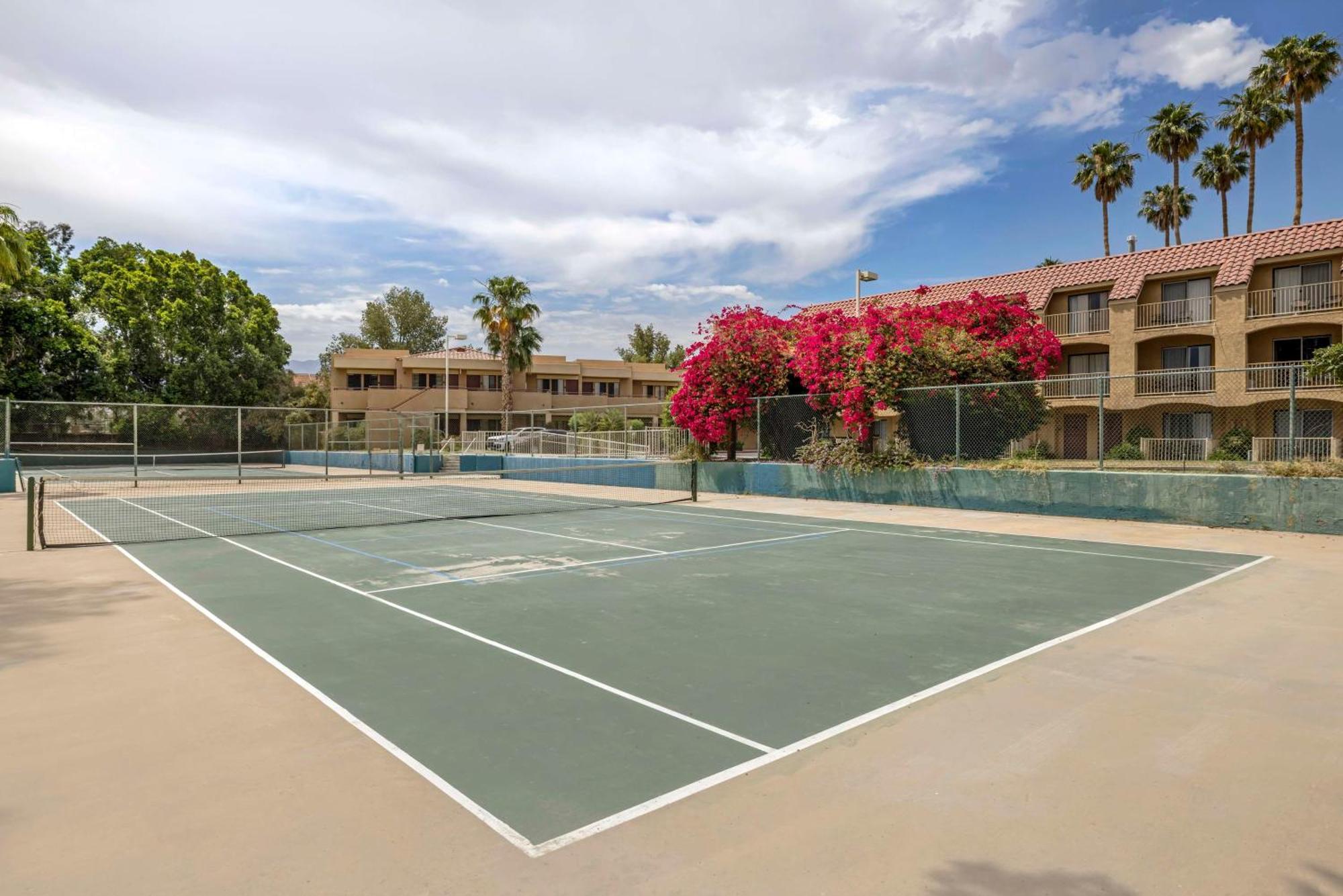 Western Palm Desert