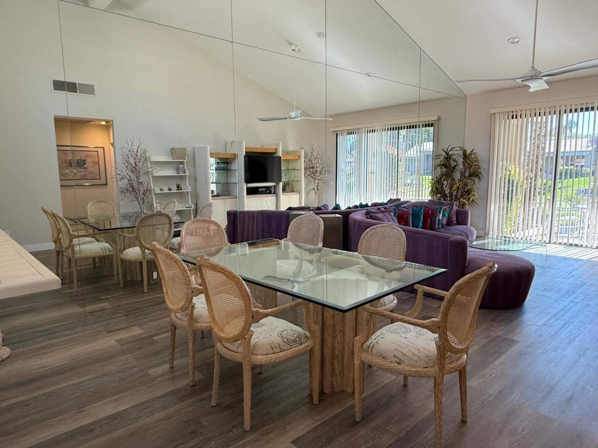Palm Valley Country Club, Pickleball, Tennis, Gym, Clubhouse, Swimming Pools, Lux, Spac 2 Bdrms Den 2 Ba Holiday home