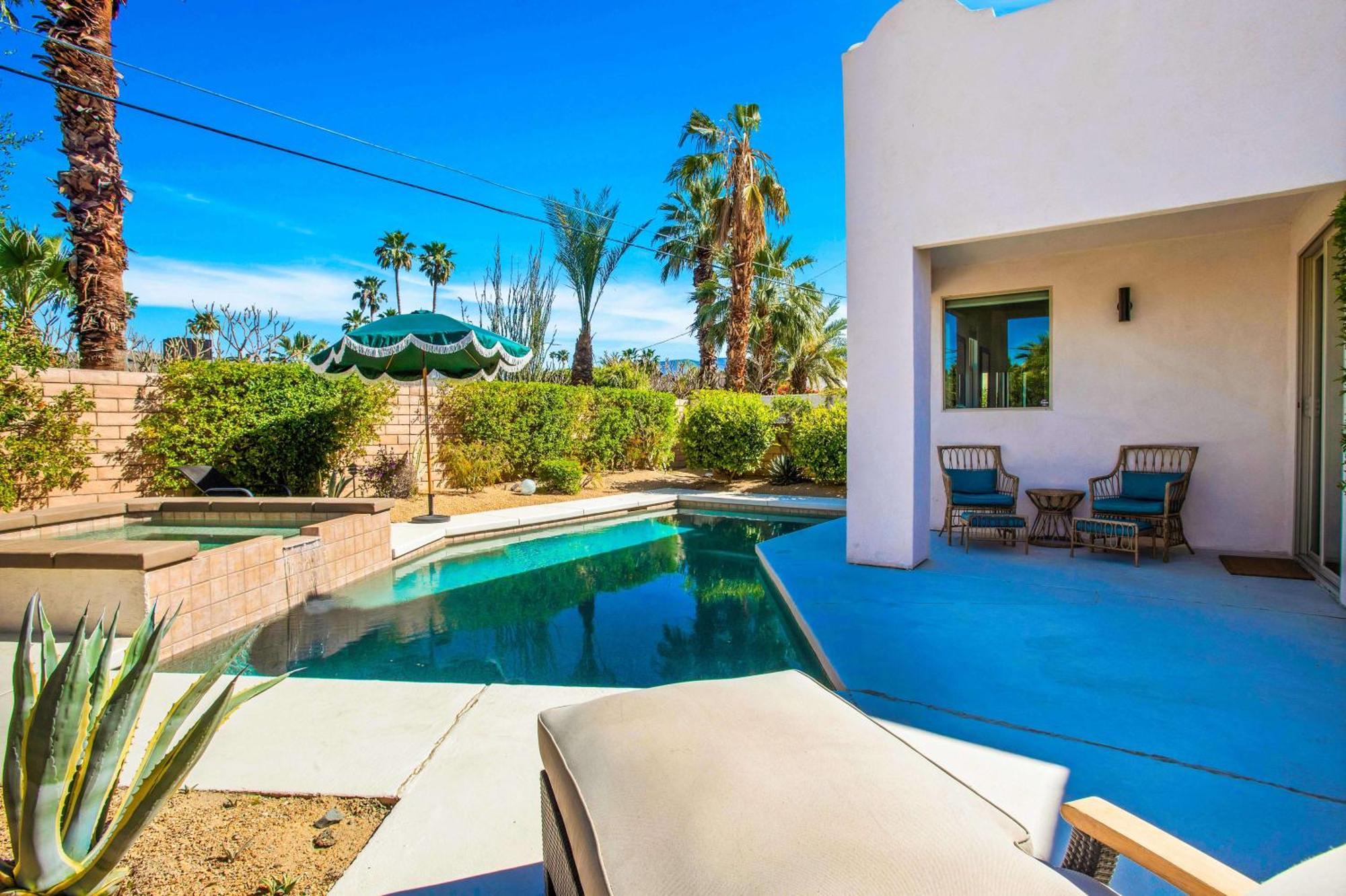 El Paseo Paradise 3br Desert Oasis With Pool & Palm Desert