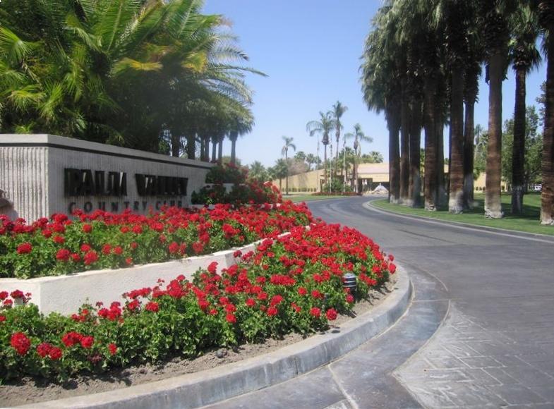 Palm Valley Country Club, Pickleball, Tennis, Gym, Clubhouse, Swimming Pools, Lux, Spac 2 Bdrms Den 2 Ba * Palm Desert