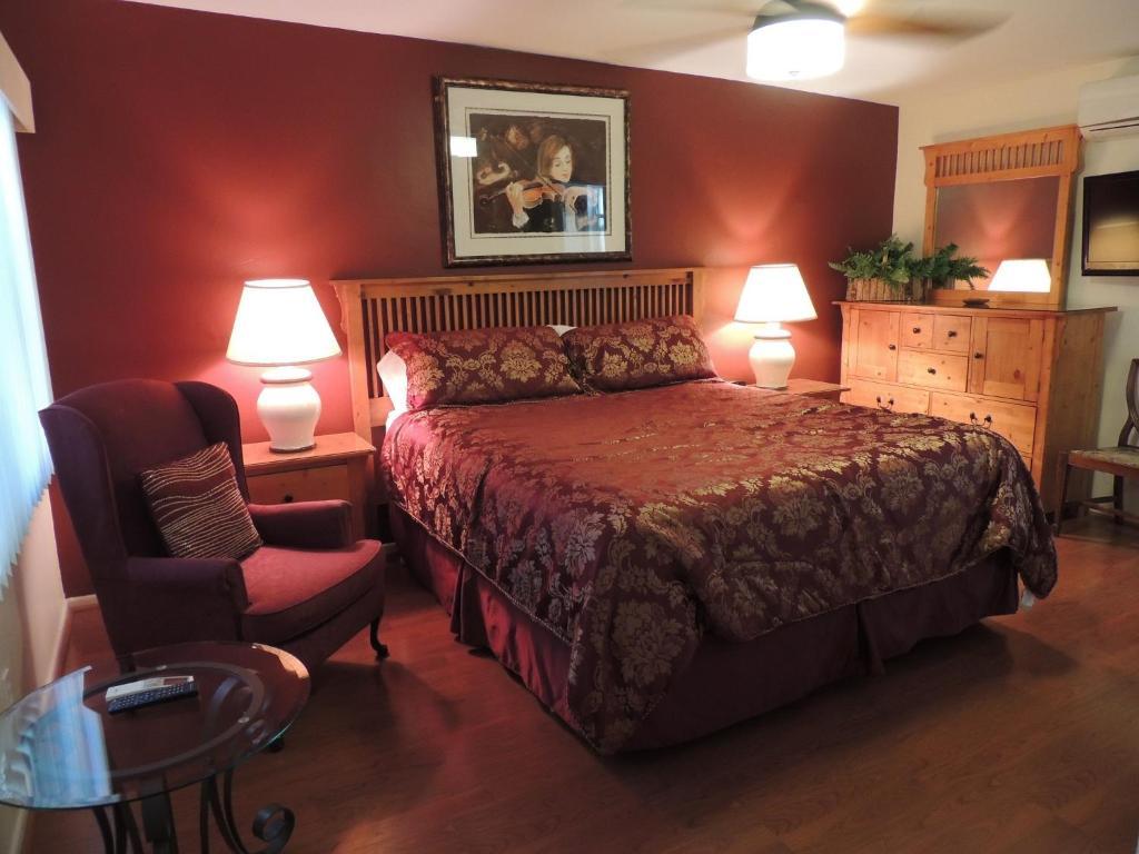 Casa Larrea Inn