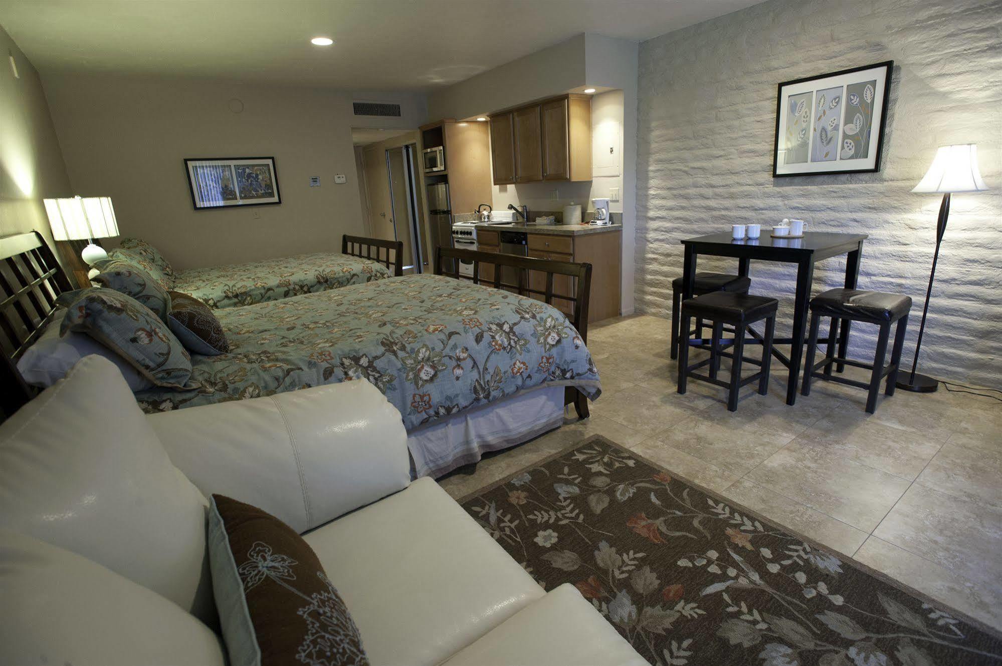 Shadow Mountain 3* Palm Desert