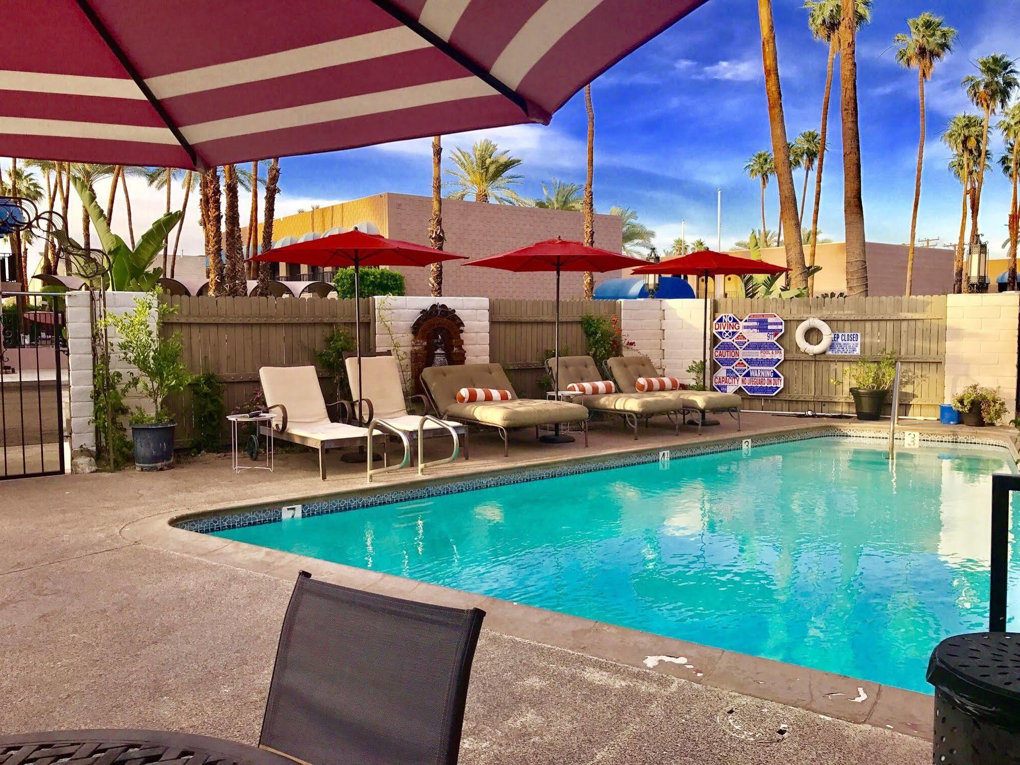 Palms Palm Desert