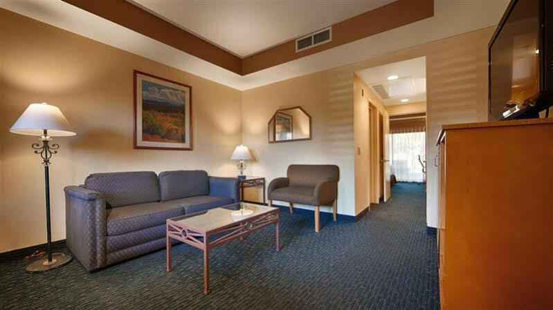 Western Hotel 3*